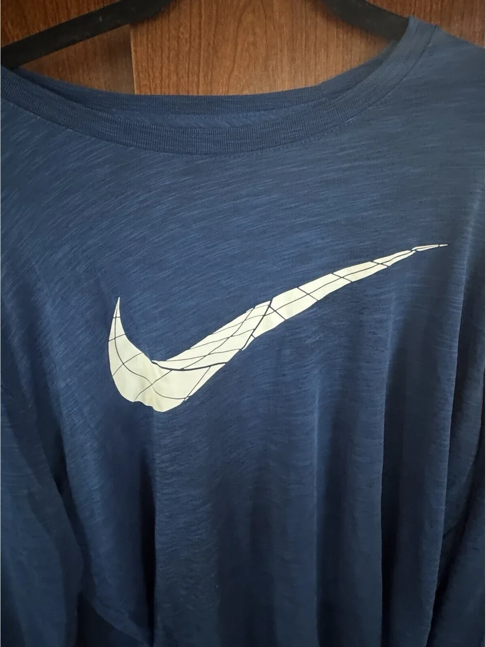 Nike Dri-FIT Mens XL Blue Long Sleeve T Shirt Big Swoosh Athletic Cut AV5398